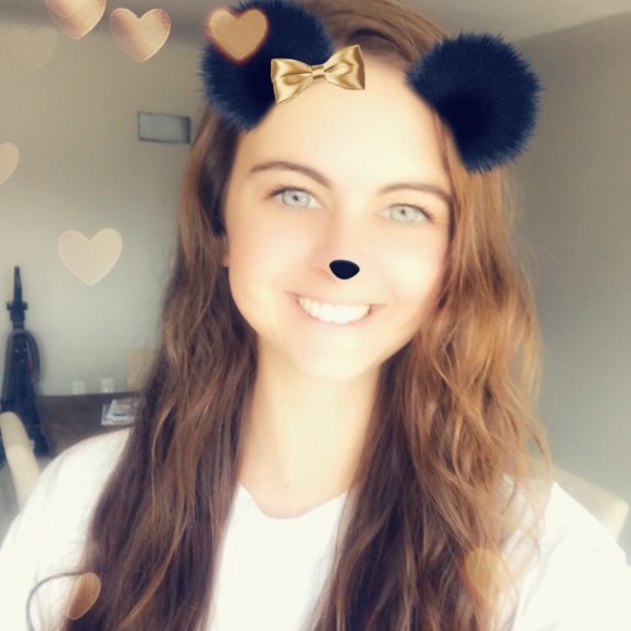 Meet your Posher, Ashley - Picture 5 of 5